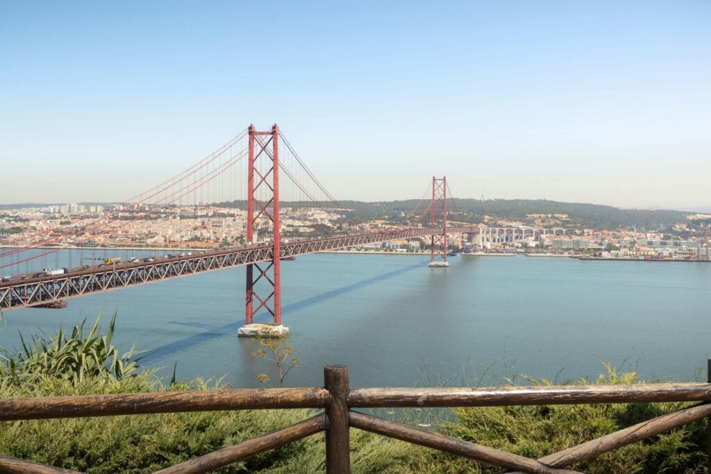 Uitzicht Ponte 25 de Abril Cristo Rei Lissabon